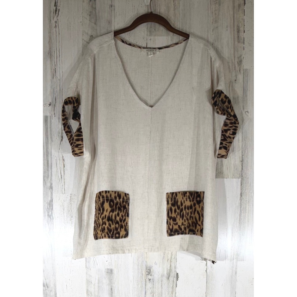 Umgee Linen Blend Top 1XL Oatmeal Leopard Print Pockets V-Neck‎ Coastal Mob Wife
